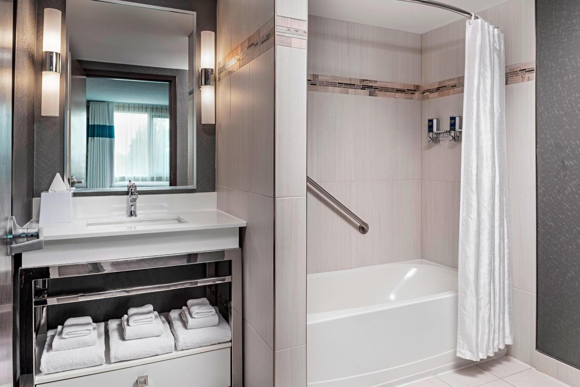 Four Points By Sheraton London Extérieur photo